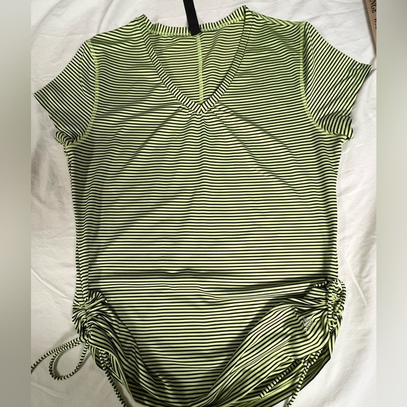 RBX ACTIVE WEAR ALL IN RUCHED TEE. SIZE XL LIME GREEN/ BLACK STRIPED - Picture 1 of 8